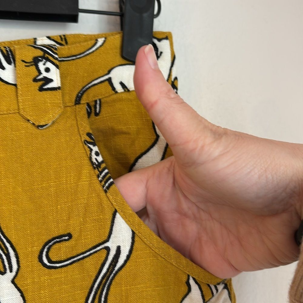 ModCloth Women’s cropped Mustard Cat novelty Print linen blend Pants size 2 EUC! - Picture 9 of 15